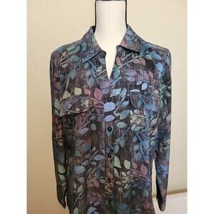 D&Co M Long Sleeve Leaf Print Non-Wrinkle Button Up Collar V Neck Blouse Top